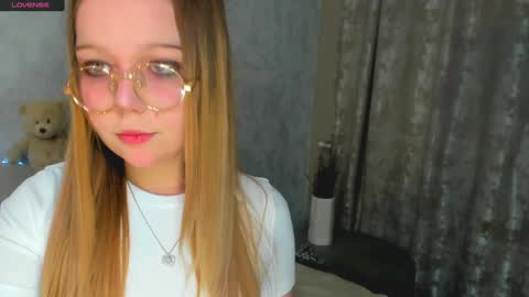 Snapshot of melmooon chatting on 01.14.25 MelMooon online show from 01.14.25