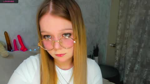 Snapshot of melmooon chatting on 01.17.25 MelMooon online show from 01.17.25