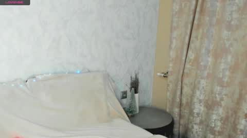 Snapshot of melmooon chatting on 01.23.25 MelMooon online show from 01.23.25