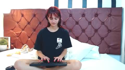 Snapshot of melodymansson chatting on 03.07.25 Luisa Castro online show from 03.07.25