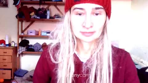 Snapshot of memorningdew chatting on 01.08.25 Yummygirl online show from 01.08.25