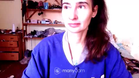 Snapshot of memorningdew chatting on 10.04.25 Yummygirl online show from 10.04.25