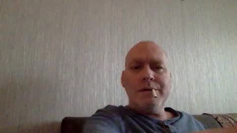 Snapshot of meonjaga chatting on 02.04.25 Meon Prestige online show from 02.04.25