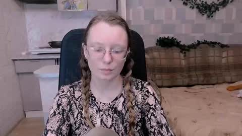 Snapshot of meowcr chatting on 10.16.25 meowcr online show from 10.16.25