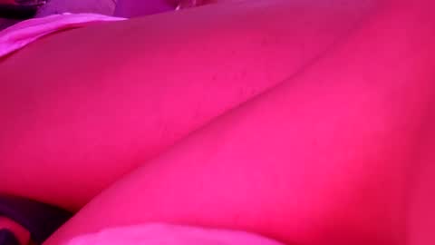 Snapshot of merelyalover chatting on 02.02.25 gurlnips online show from 02.02.25