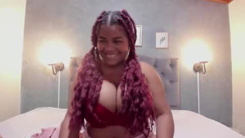 Snapshot of meridalane chatting on 03.06.25 meridalane online show from 03.06.25