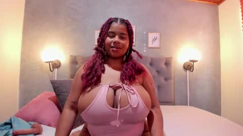 Snapshot of meridalane chatting on 03.11.25 meridalane online show from 03.11.25