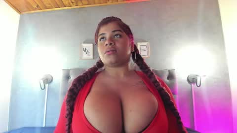 Snapshot of meridalane chatting on 09.26.25 meridalane online show from 09.26.25