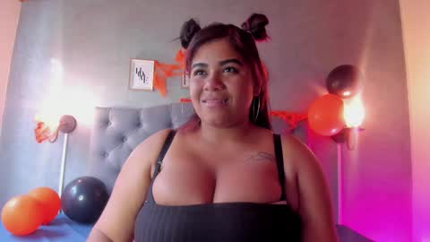 Snapshot of meridalane chatting on 10.04.25 meridalane online show from 10.04.25