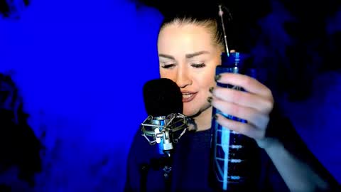 Snapshot of mesaland chatting on 09.26.25 Meskhimusic online show from 09.26.25