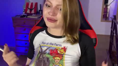 Mia online show from 10.09.25