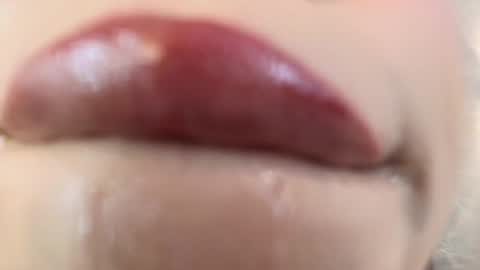 Snapshot of mia_roux13 chatting on 01.01.25 Mia Roux online show from 01.01.25