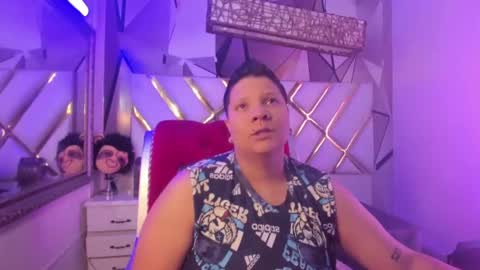 Snapshot of miacapucci1 chatting on 02.23.25 online show from 02.23.25