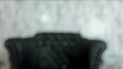 Snapshot of miamontoya chatting on 01.28.25 Mia   -5 7001400 Follow  online show from 01.28.25