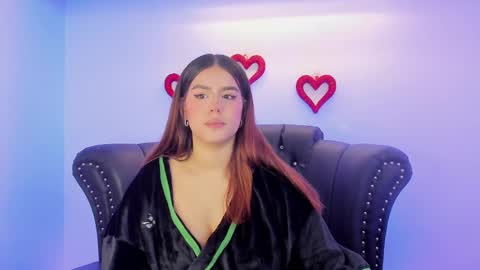 Snapshot of miamontoya chatting on 02.25.25 Mia   -5 7001400 Follow  online show from 02.25.25