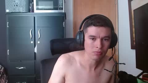 Snapshot of miaou_miaou chatting on 02.23.25 miaou_miaou online show from 02.23.25