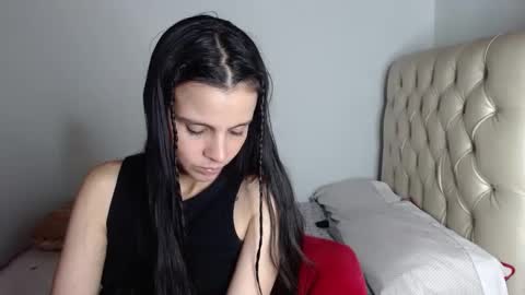 Snapshot of miarobinn_ chatting on 12.02.24 miarobinn_ online show from 12.02.24