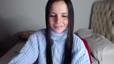 Snapshot of miarobinn_ chatting on 12.04.24 miarobinn_ online show from 12.04.24