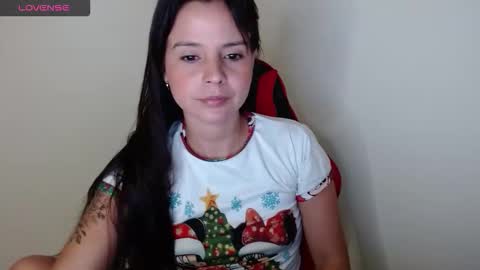 Snapshot of miarobinn_ chatting on 10.04.25 miarobinn_ online show from 10.04.25