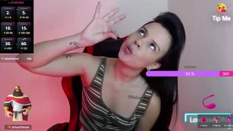 Snapshot of miarobinn_ chatting on 10.20.25 miarobinn_ online show from 10.20.25