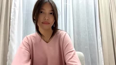 Snapshot of michalkandoll chatting on 10.20.25 Aidaxo online show from 10.20.25
