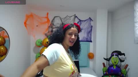 Snapshot of michel_rous_la_mas_caliente chatting on 10.26.25 michel_rous_la_mas_caliente online show from 10.26.25