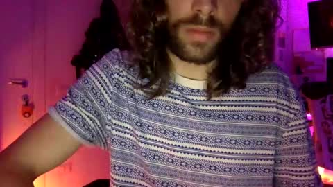 Snapshot of michelestuard chatting on 03.05.25 MicheleStward online show from 03.05.25