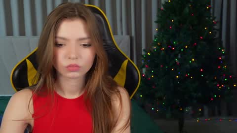 Snapshot of michelleinlove4u chatting on 12.11.24 Michelle online show from 12.11.24