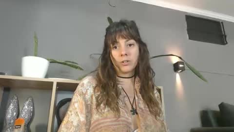 Snapshot of mickystrumia chatting on 11.18.25 mickystrumia online show from 11.18.25