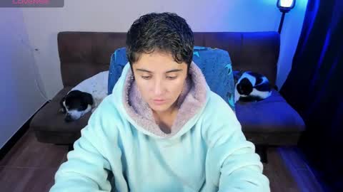 Snapshot of midnight07_ chatting on 01.23.25 Blue online show from 01.23.25