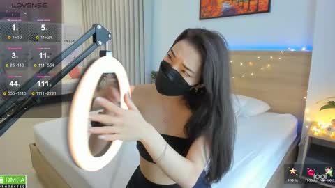 Snapshot of mikakimura chatting on 01.30.25 Miko now i live in Vietnam online show from 01.30.25
