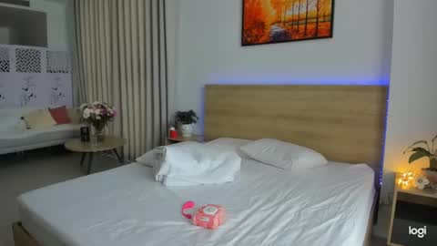 Snapshot of mikakimura chatting on 01.31.25 Miko now i live in Vietnam online show from 01.31.25