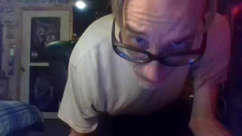 Snapshot of mikey33436 chatting on 10.02.25 Michael online show from 10.02.25