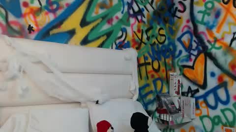 mila_adamss online show from 10.20.25