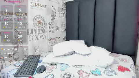 Snapshot of mileyerikson chatting on 03.12.25 MILEY online show from 03.12.25