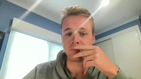 Snapshot of milkplease1234567 chatting on 11.16.25 Milkplease online show from 11.16.25