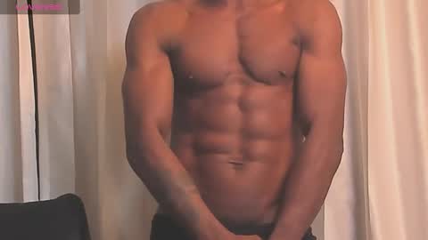 Snapshot of miltonn_jakee chatting on 01.30.25 Miltonn online show from 01.30.25