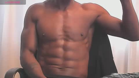 Snapshot of miltonn_jakee chatting on 01.31.25 Miltonn online show from 01.31.25