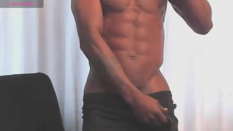 Snapshot of miltonn_jakee chatting on 01.31.25 Miltonn online show from 01.31.25