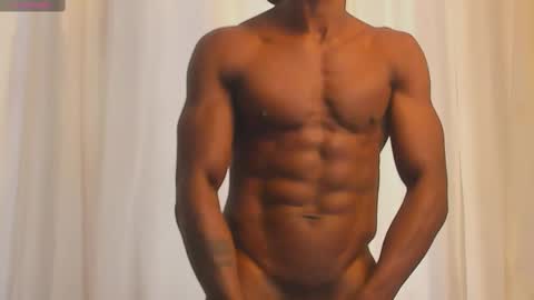 Snapshot of miltonn_jakee chatting on 02.10.25 Miltonn online show from 02.10.25