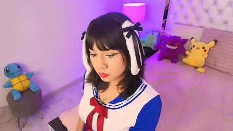 Snapshot of mina_doll_ chatting on 09.23.25 mina_doll_ online show from 09.23.25