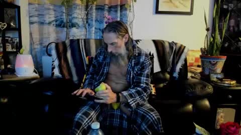 Snapshot of mindphuk chatting on 02.14.25 mindphuk online show from 02.14.25