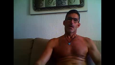 Snapshot of mindthestep chatting on 10.25.25 MIND online show from 10.25.25