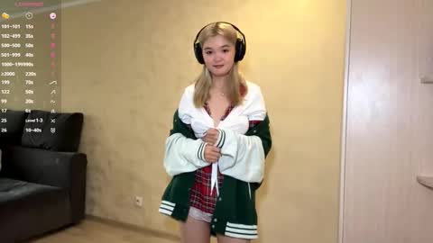 Kate online show from 10.15.25