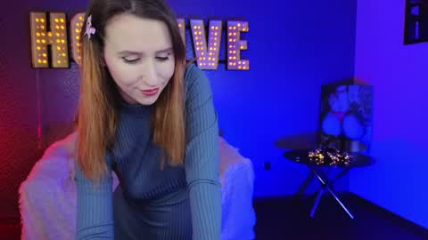 Snapshot of miralush chatting on 12.06.24 Mira online show from 12.06.24