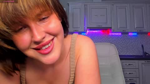 Snapshot of mirrorofsoul chatting on 01.17.25 Shelley online show from 01.17.25