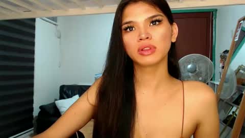 Snapshot of miss_mariamontrese chatting on 01.09.25 Maria- online show from 01.09.25