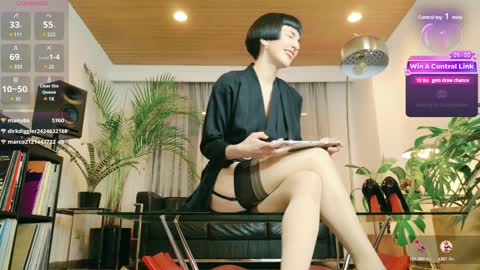 Snapshot of miss_satori_rose chatting on 01.29.25 Satori Rose online show from 01.29.25