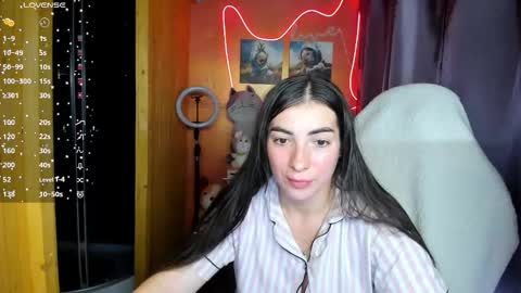 Snapshot of miss_tasy chatting on 09.16.25 Melanie January 15th is my birthday there will be an interesting show online show from 09.16.25