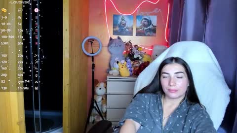 Snapshot of miss_tasy chatting on 09.27.25 Melanie January 15th is my birthday there will be an interesting show online show from 09.27.25